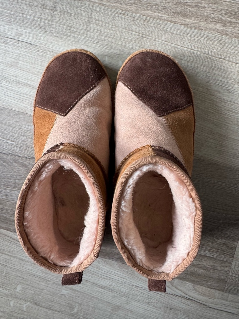 UGG Patchwork Micro Short Boots - Picture 10 of 10